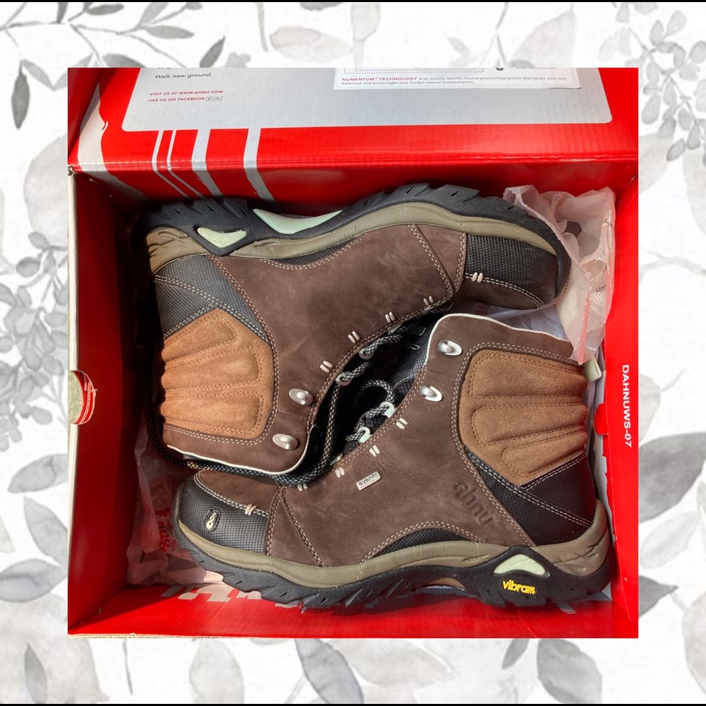 Ahnu Montera hiking boots